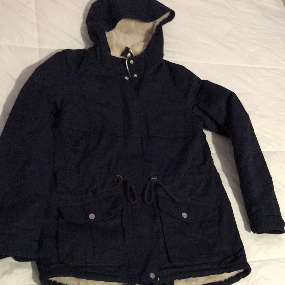 Divided Navy Blue Fall Jacket Cream Fuzzy Fur Lined Great Condition Size 6